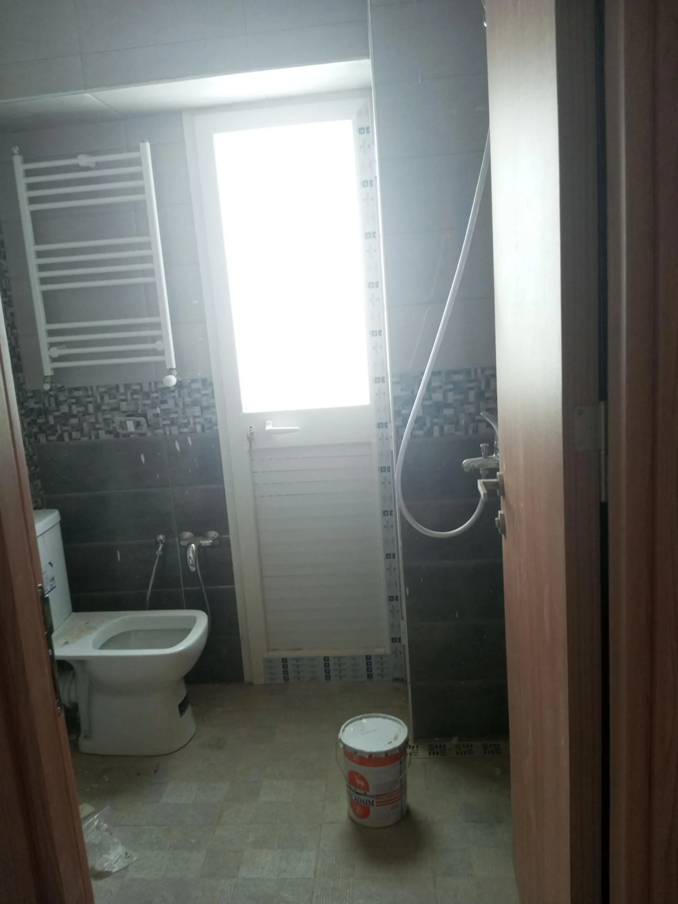  un appartement s+2 haut standing au 2éme étage a louer situé a khaznadar
