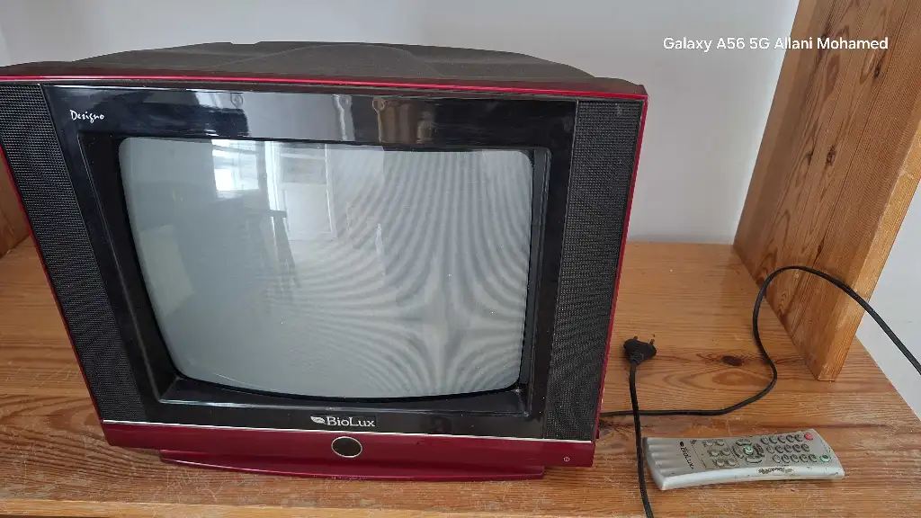 Télévision Biolux avec télécommande bonne occasion
