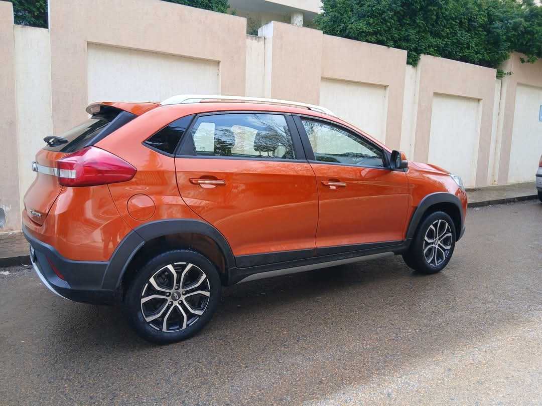 CHERY TIGGO 2 PREMIÈRE MAIN EN ÉTAT NEUF