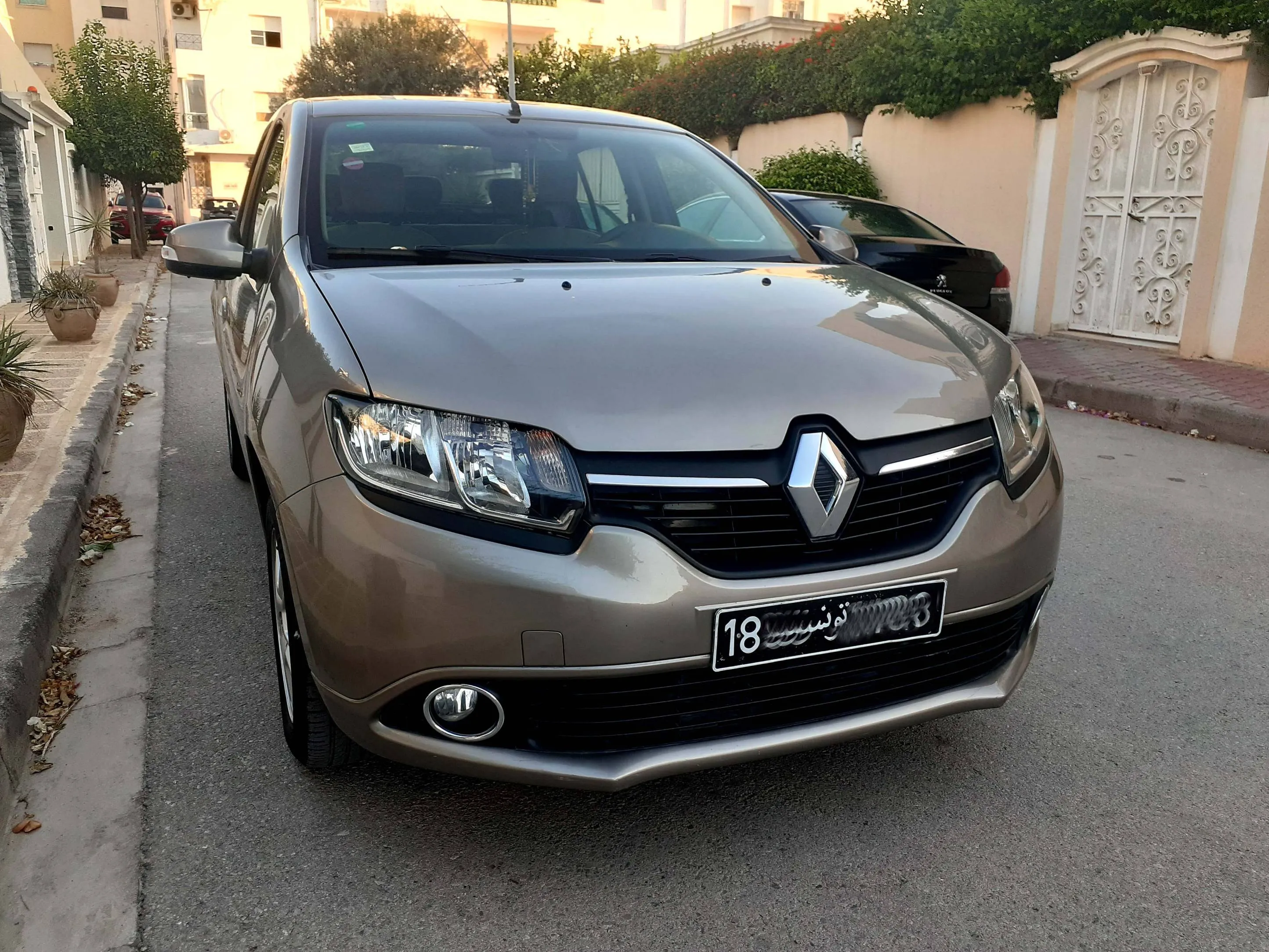 Renault symbol Élégance série 185