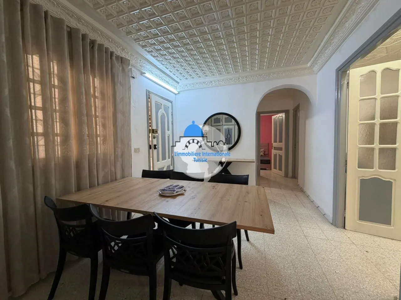 Appartement S+3 meublé situé au rez-de-chaussée à Khzema
