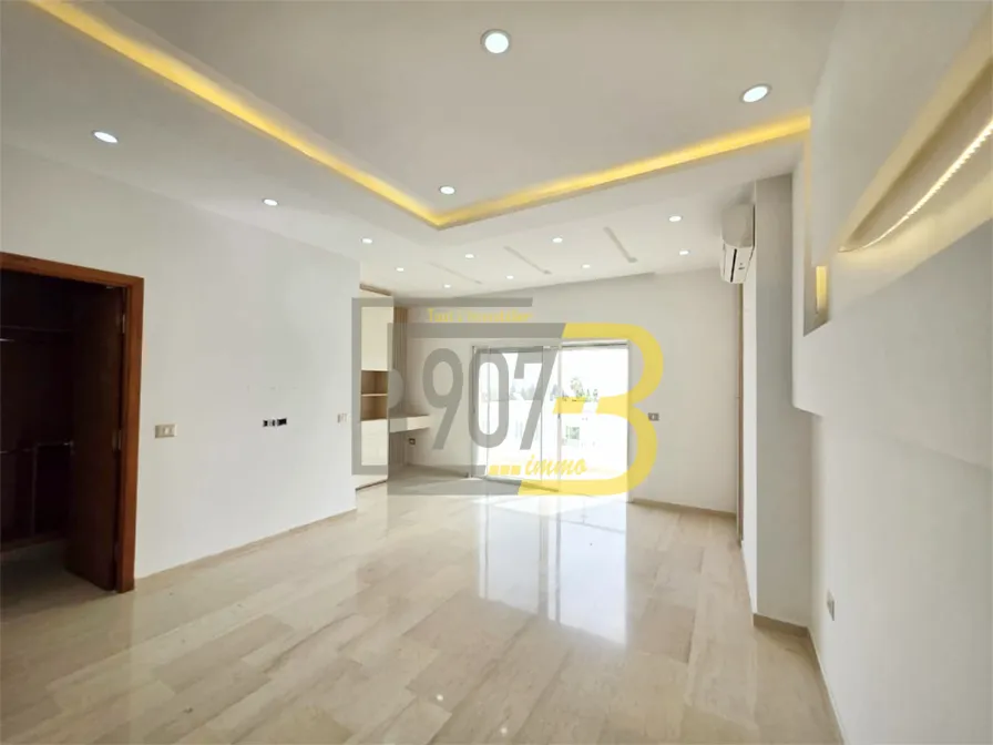 À louer – Étage de villa S+4 avec piscine à Menzah 9