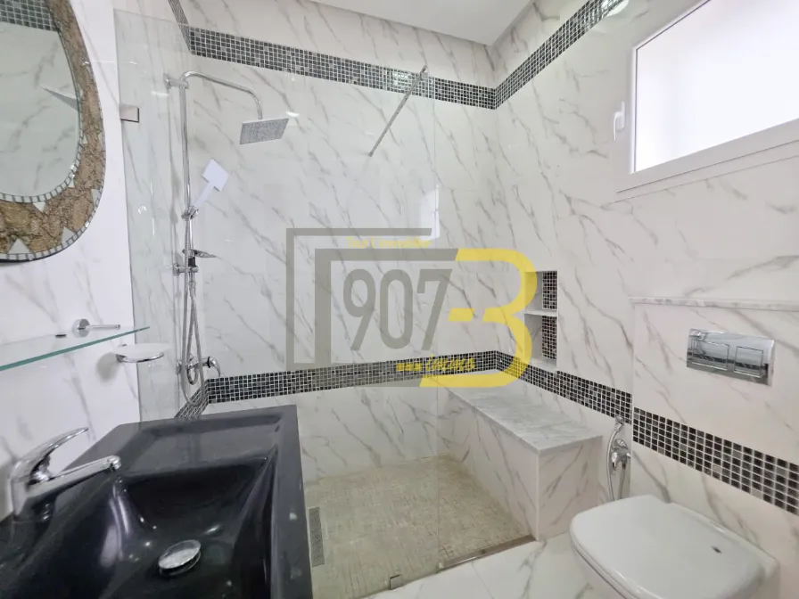 À louer – Étage de villa S+4 avec piscine à Menzah 9