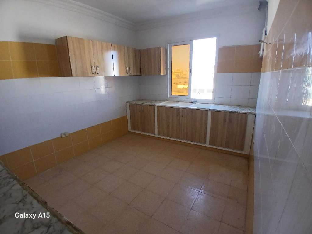 A louer appartement S+2 au premier étage situé à akouda