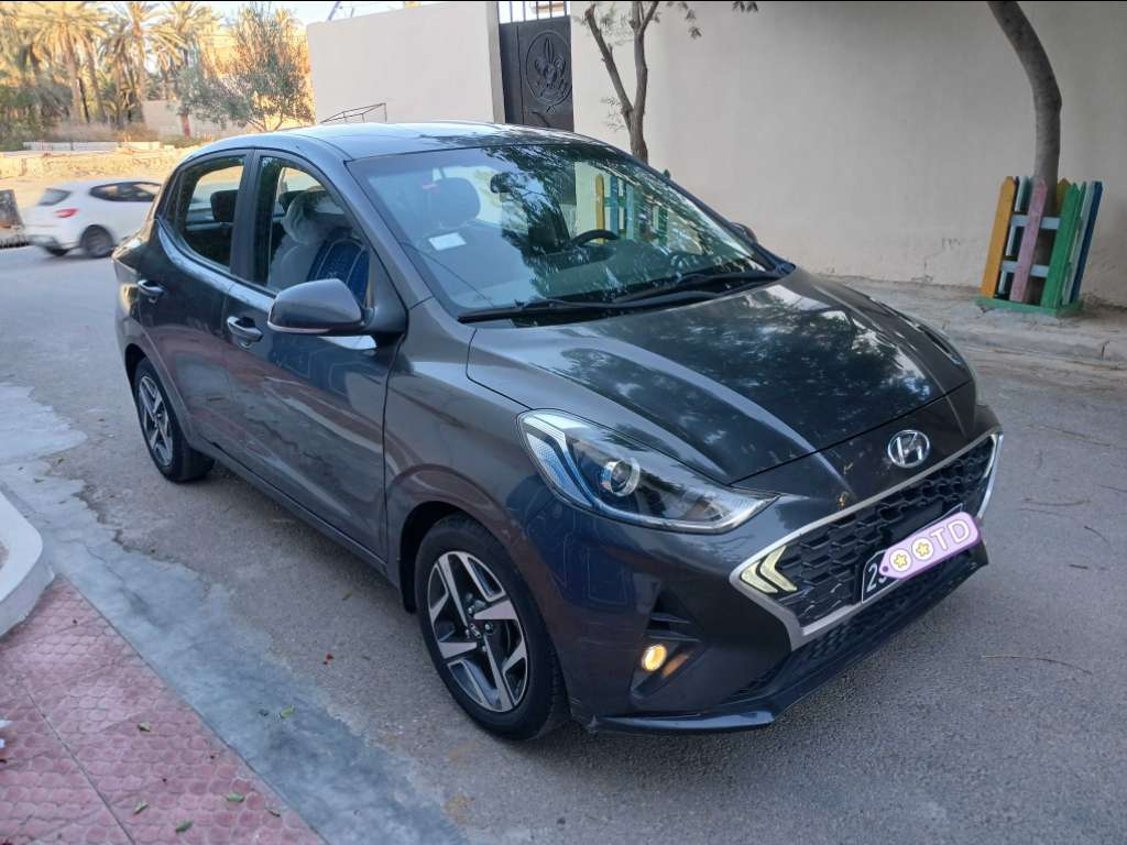 HYUNDAI GRANDE i10 ESSENCE Tel 24 313 594 