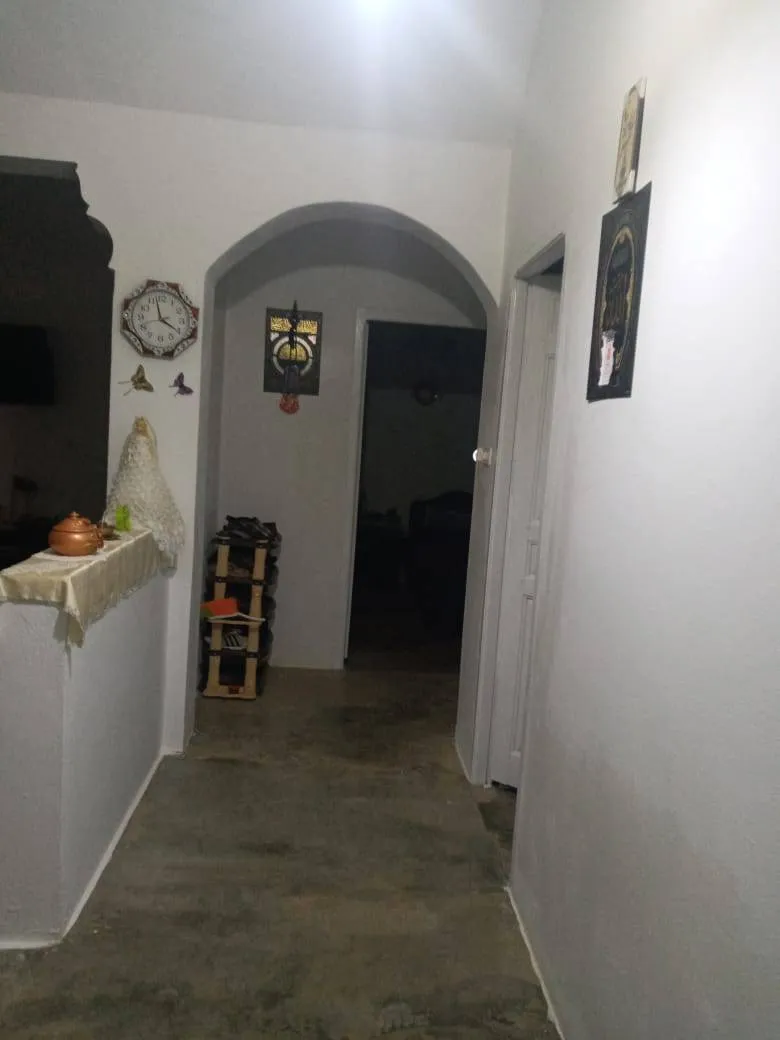 maison avec un garage à vendre