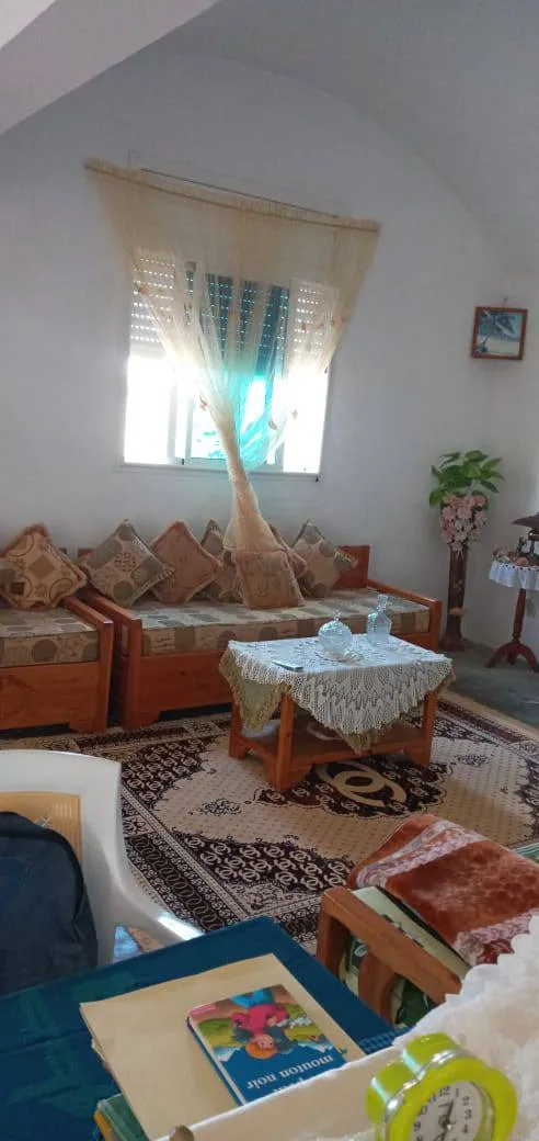 maison avec un garage à vendre