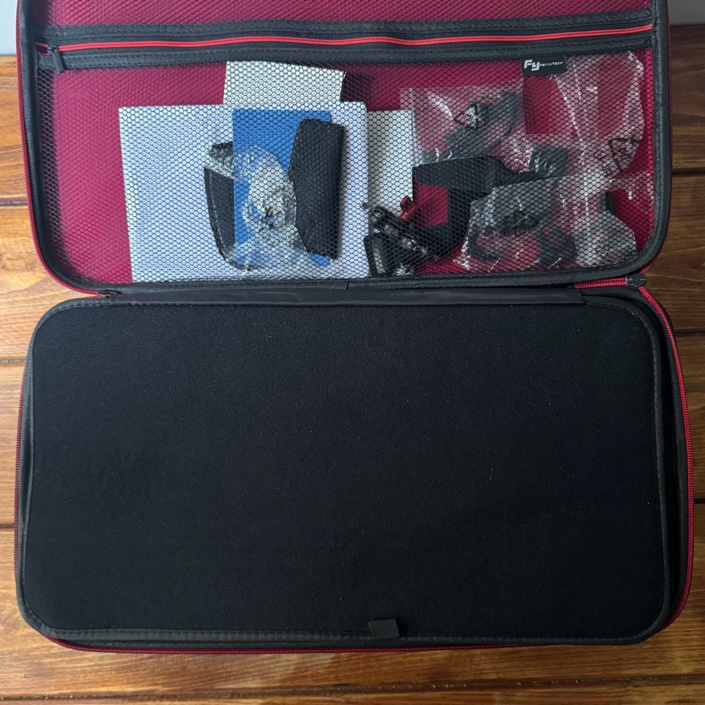 Stablisateur Camera Presque Neuf 2 en 1