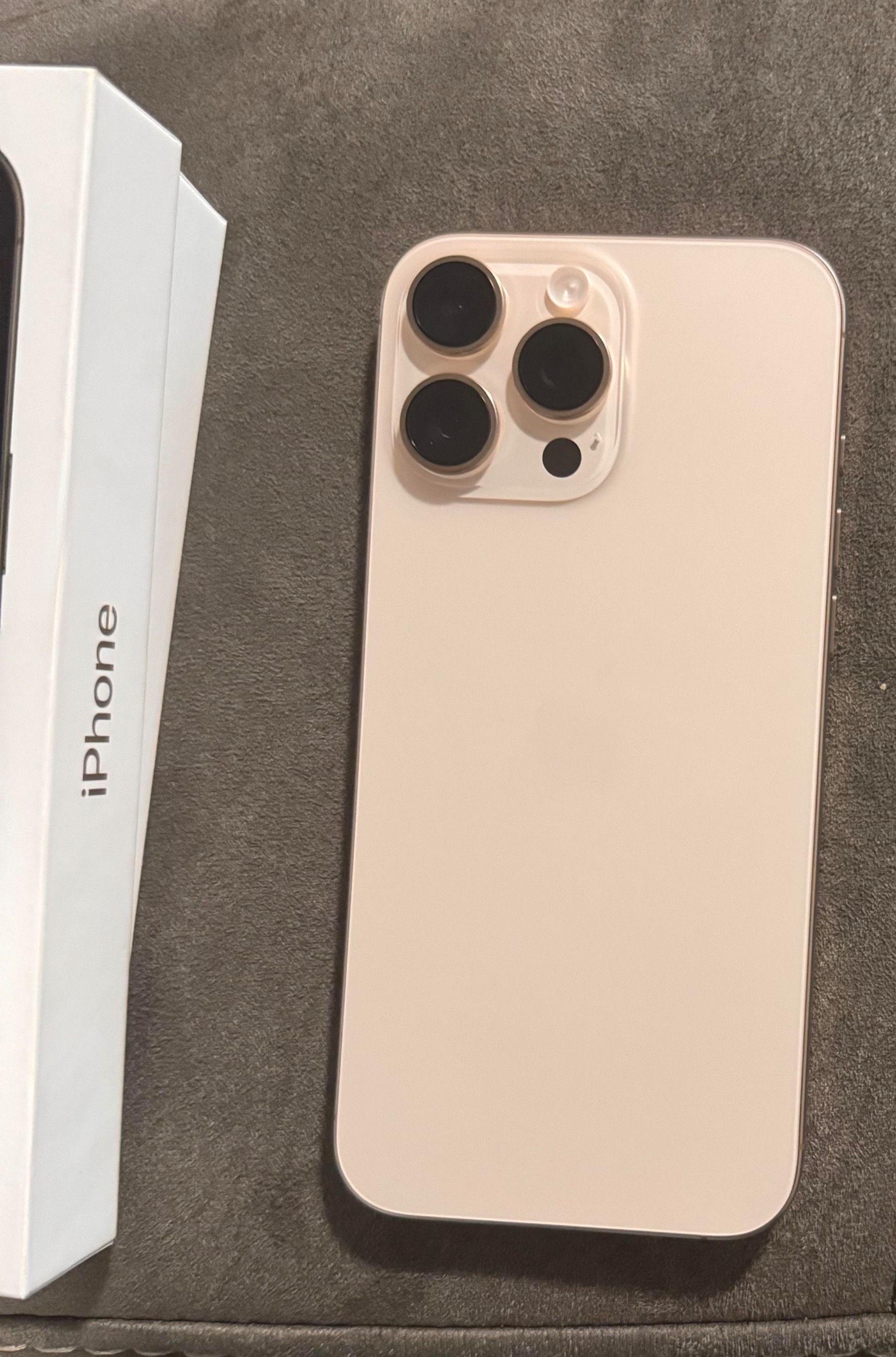 iPhone 16 pro max 