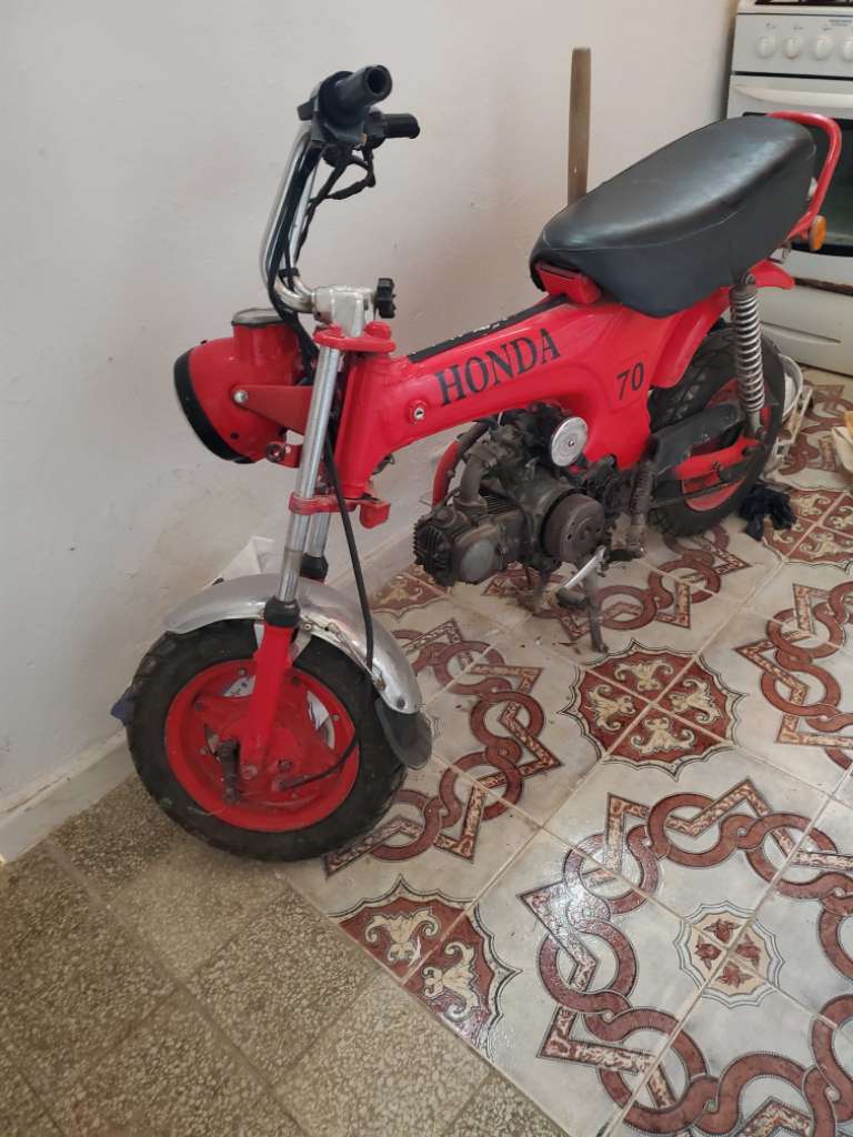 Handa dax st70