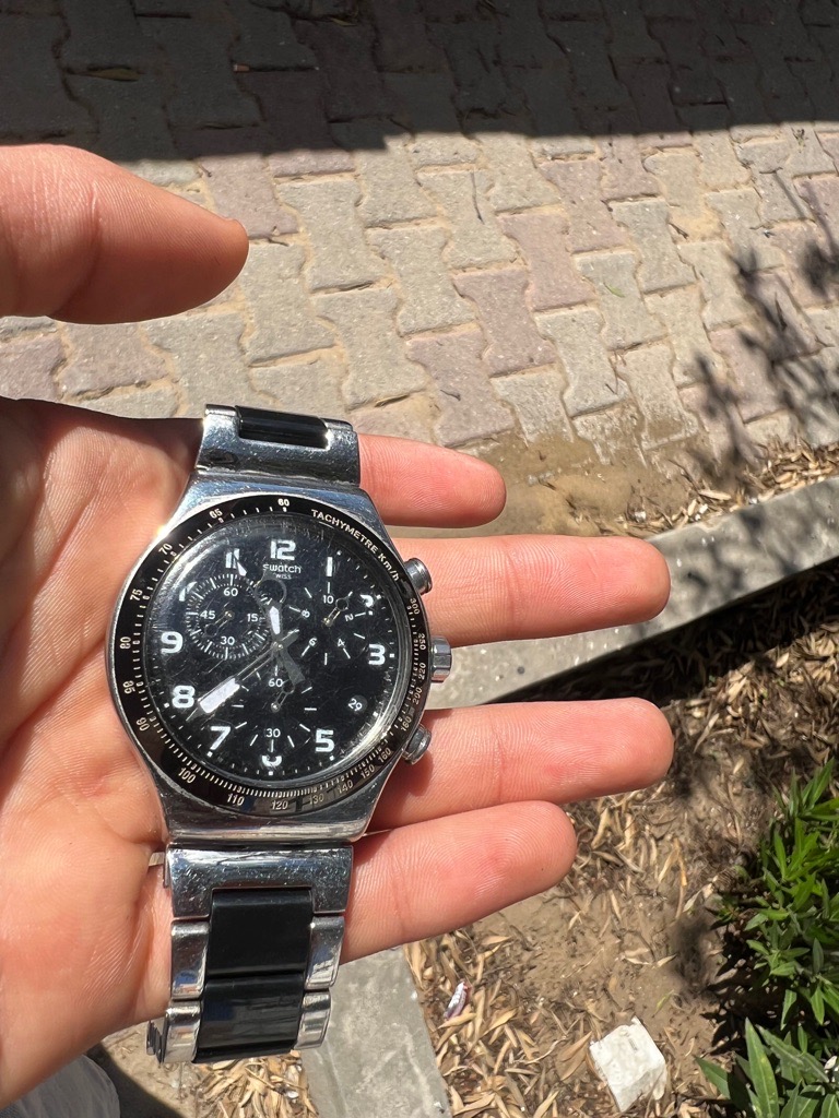 Montre homme Swatch Irony Chronograph “Speed Up” (Modèle YVS441G)
