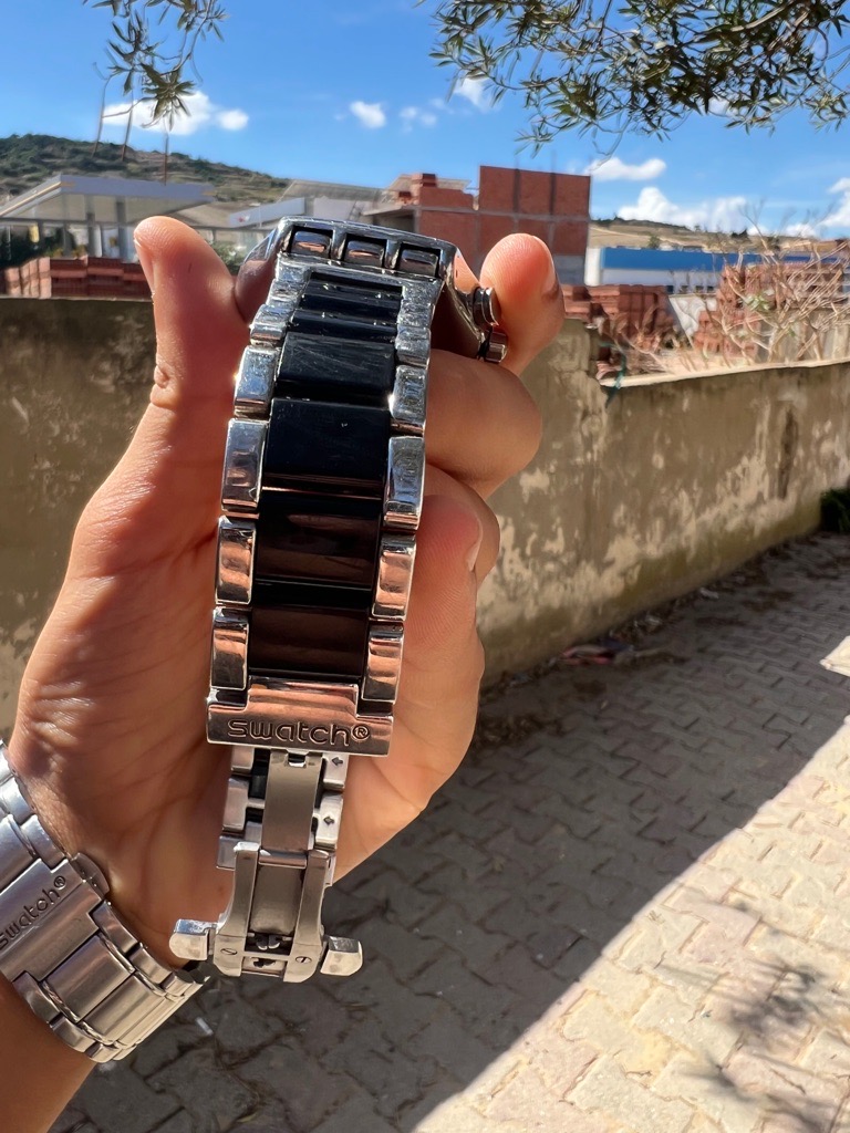 Montre homme Swatch Irony Chronograph “Speed Up” (Modèle YVS441G)
