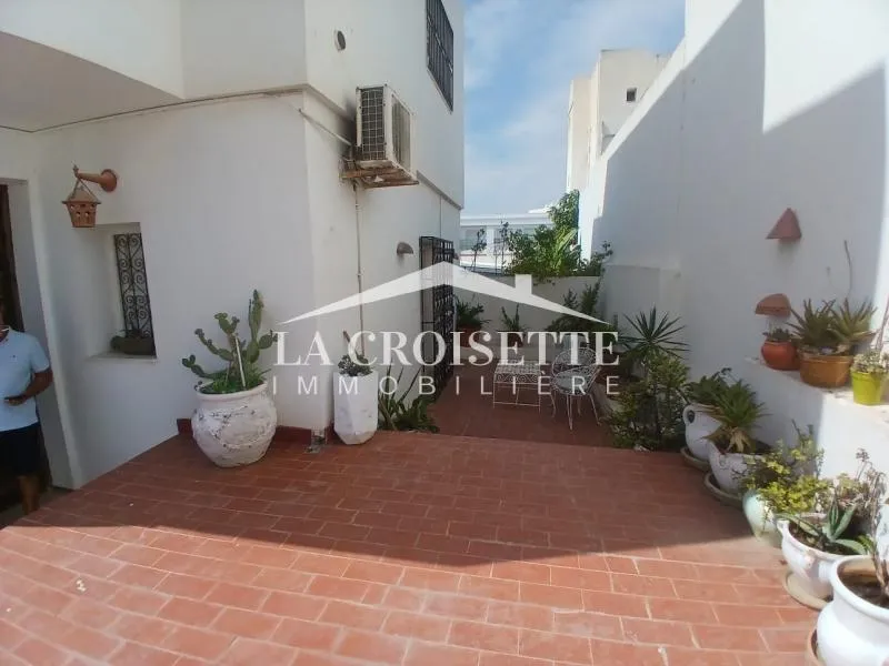 Duplex s4 meublé avec terrasse à La Marsa MDL0692