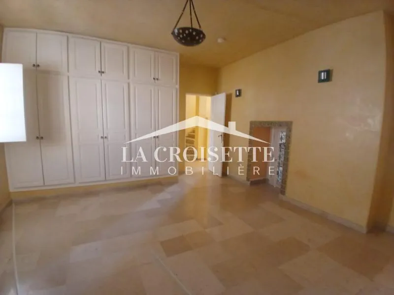 Duplex s4 meublé avec terrasse à La Marsa MDL0692