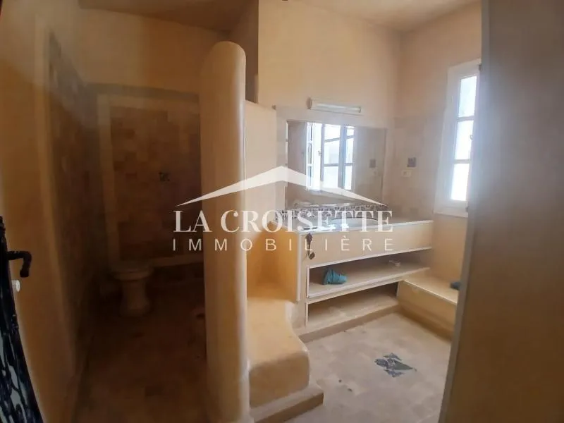 Duplex s4 meublé avec terrasse à La Marsa MDL0692