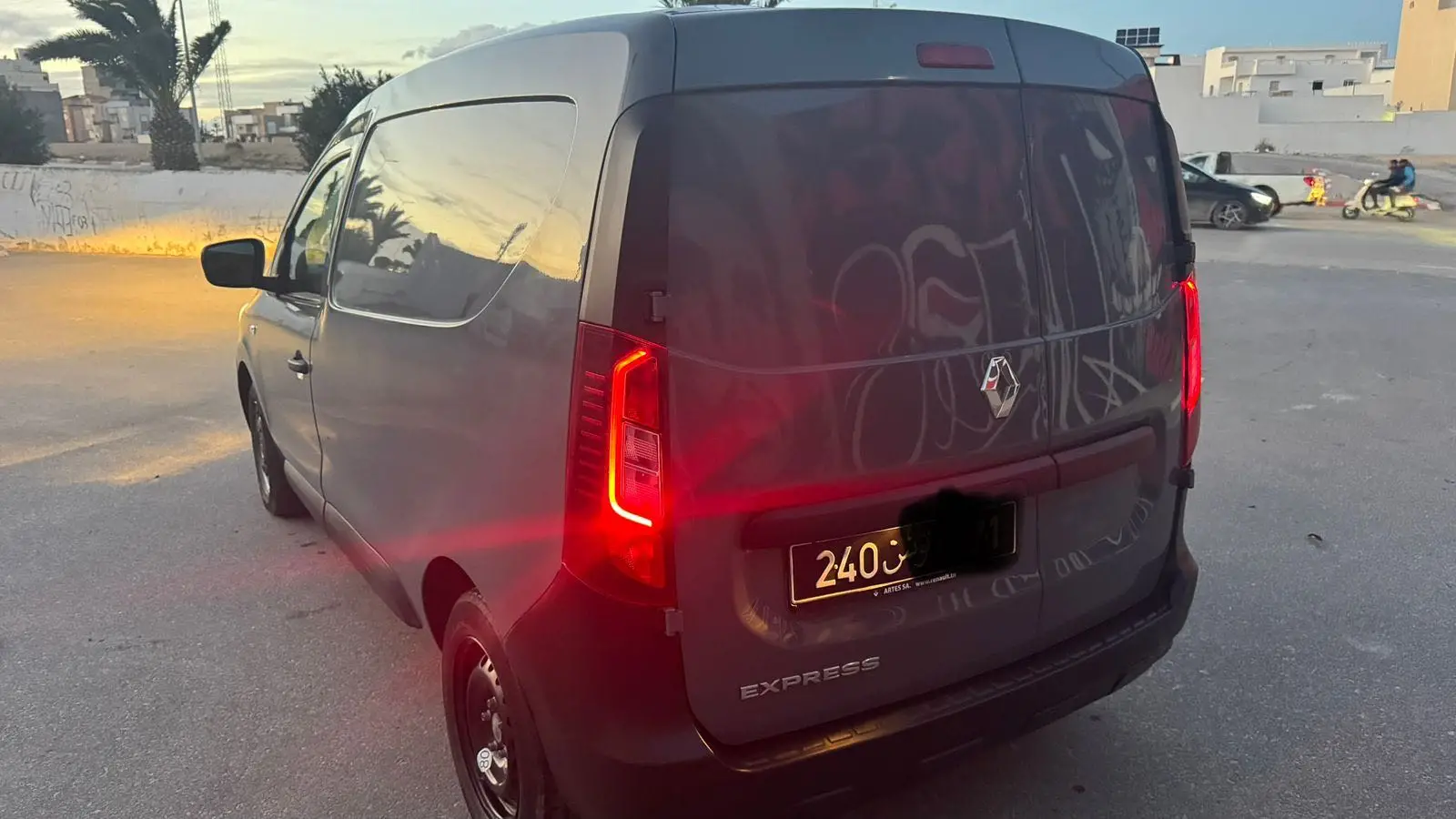 Renault express toute neuve