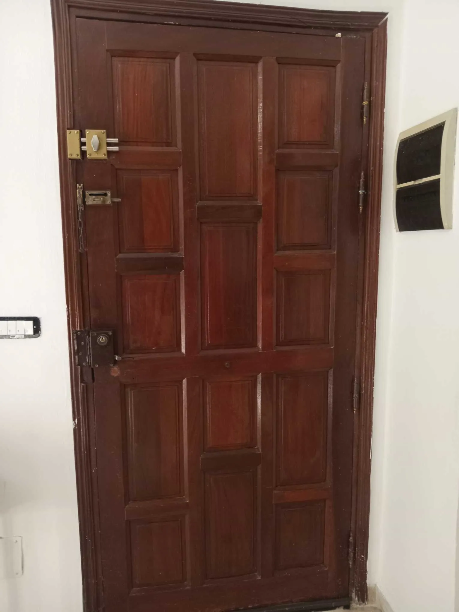 A V PORTE D ENTREE EN BOIS ROUGE BLENZ