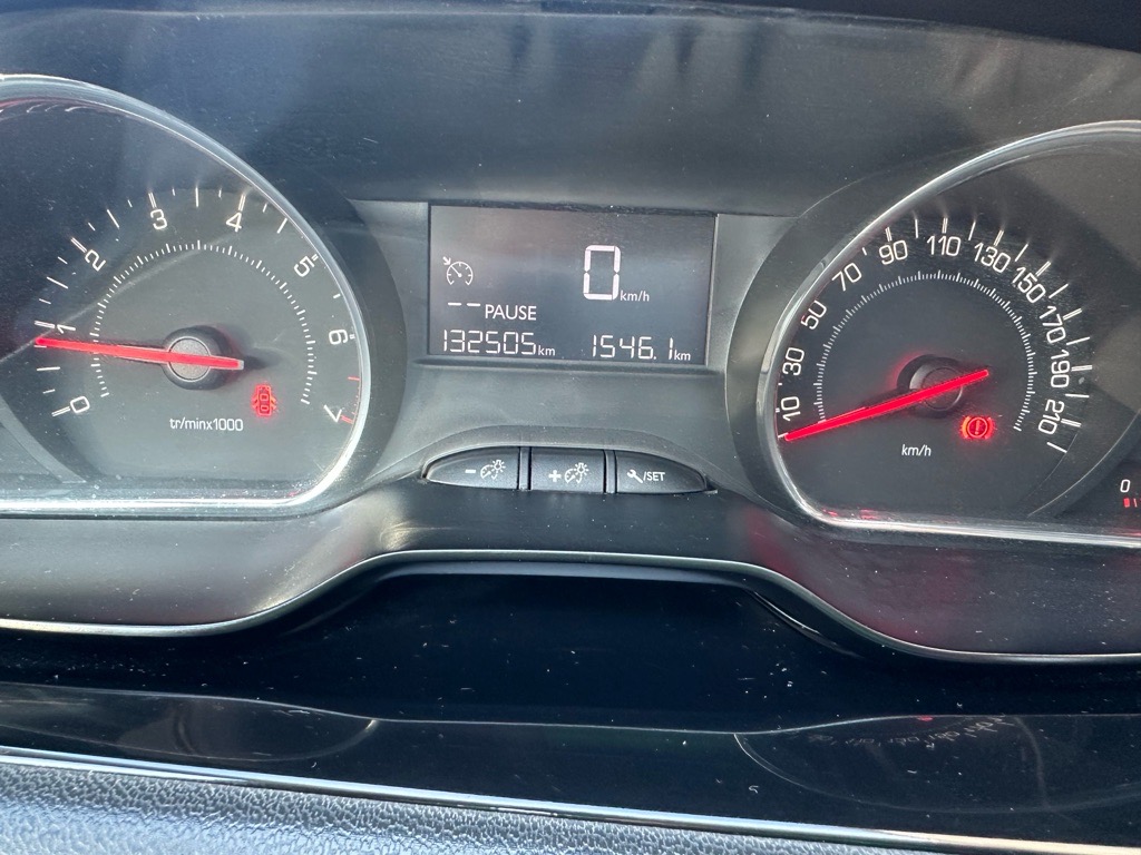 Peugeot 208 à vendre en très bon état