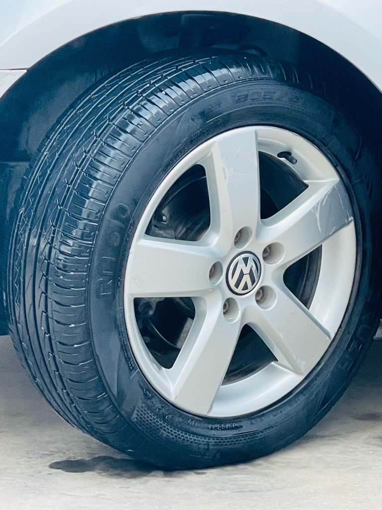 GOLF 6 ESSENCE JDIDA BAKOU