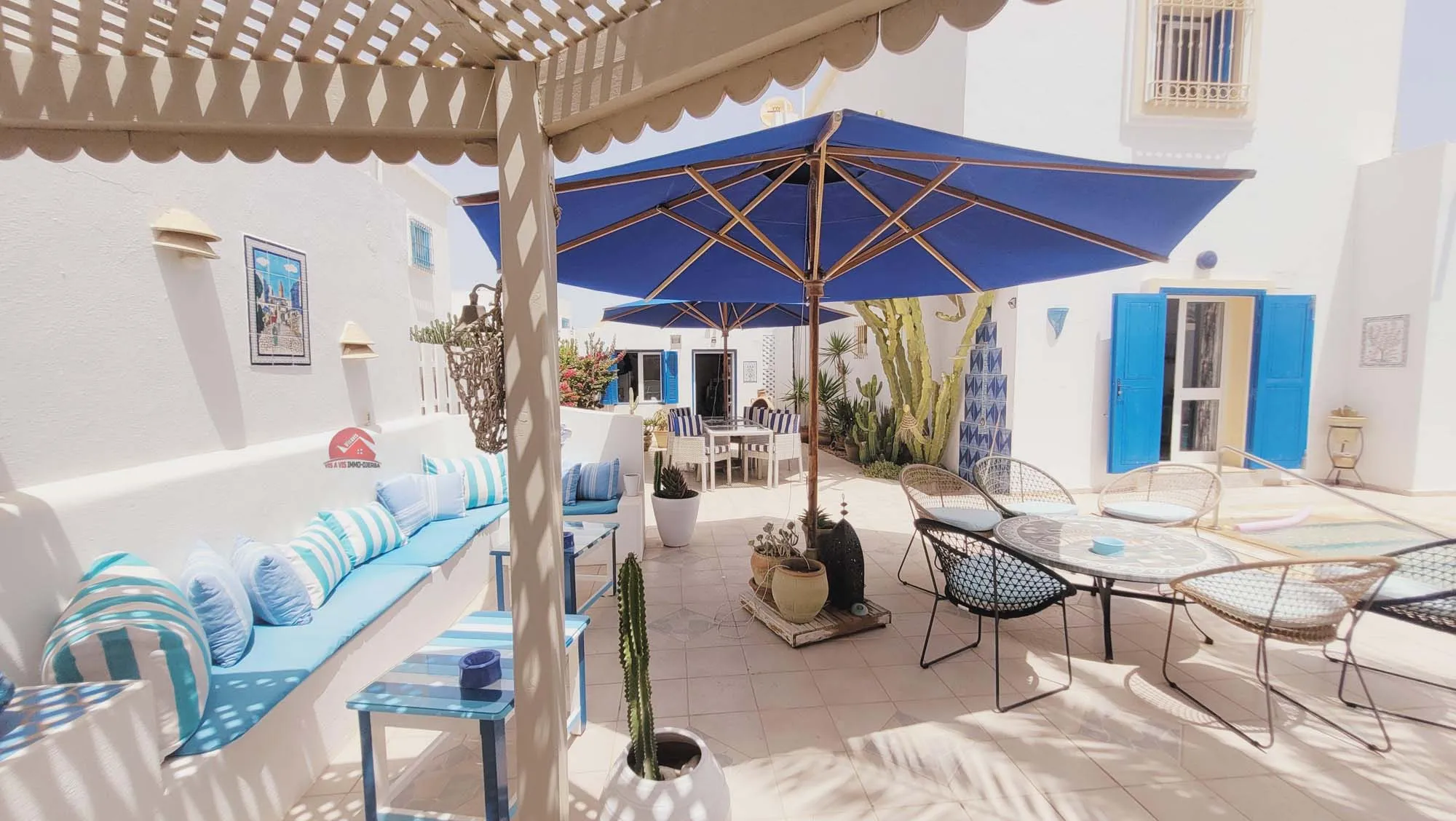 BELLE VILLA AVEC PISCINE PRIVÉE EN ZONE TOURISTIQUE DJERBA - RÉF V623