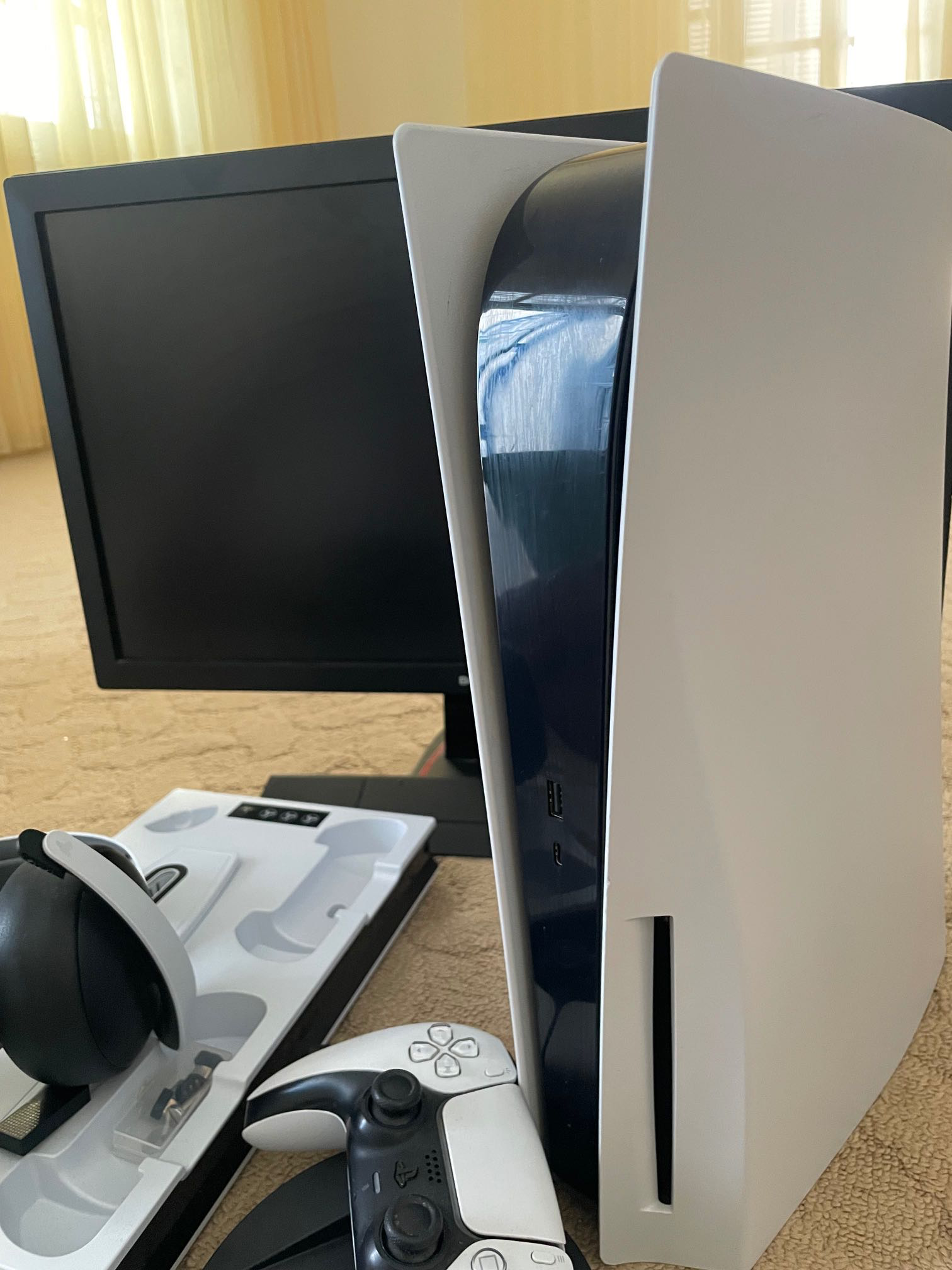 PlayStation 5 825 Gb