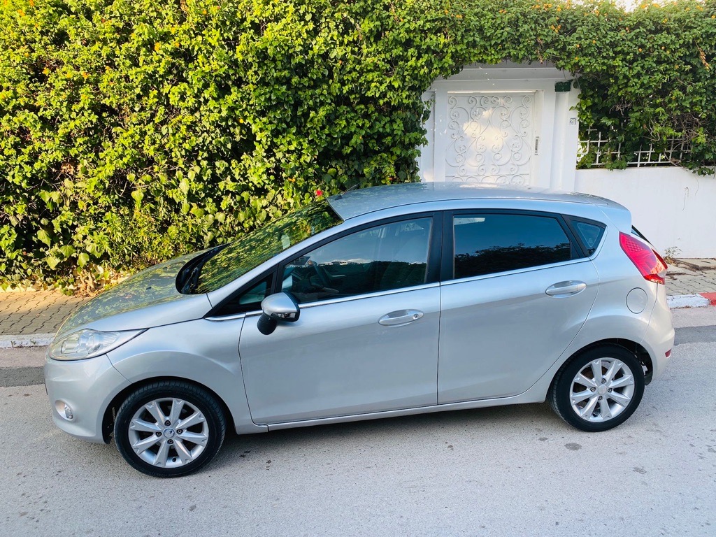 Ford fiesta titanium
