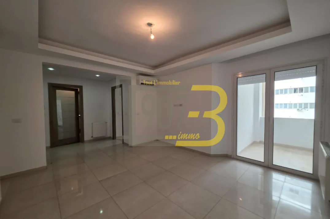 À louer un très bel appartement S+2 à Ennasr.