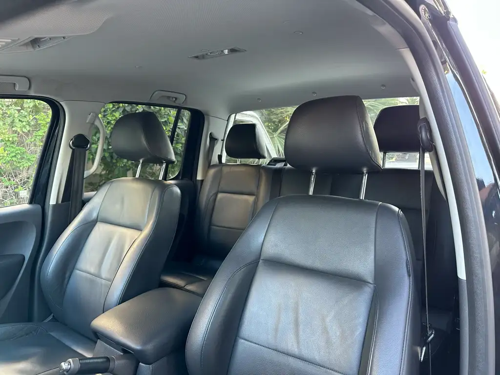 Volkswagen Amarok importe bva full options état neuf 