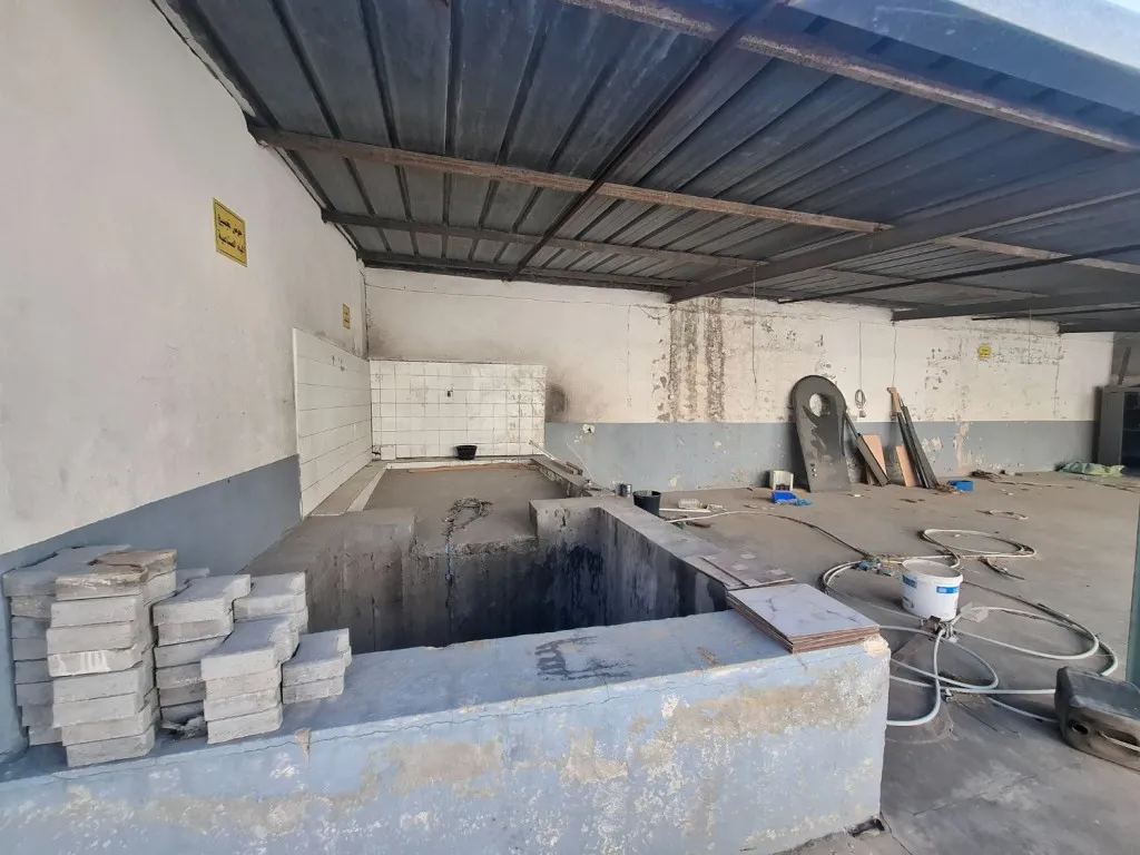 Dépôt 500 m² plus cour 400 m² Oudhna