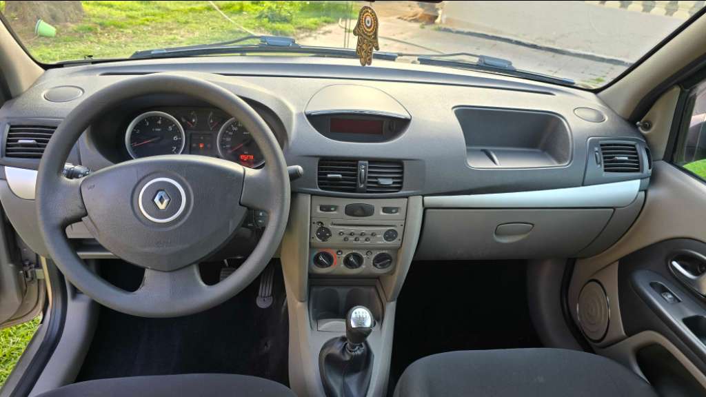 A Vendre Renault symbol 