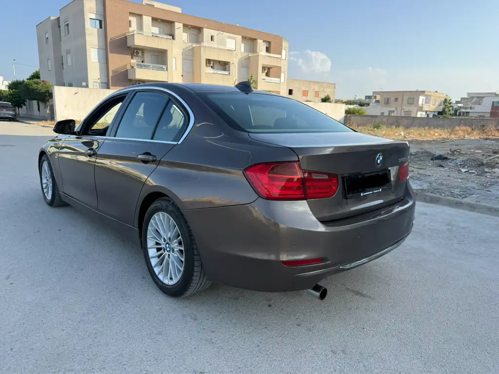 Bmw f30 model 2014