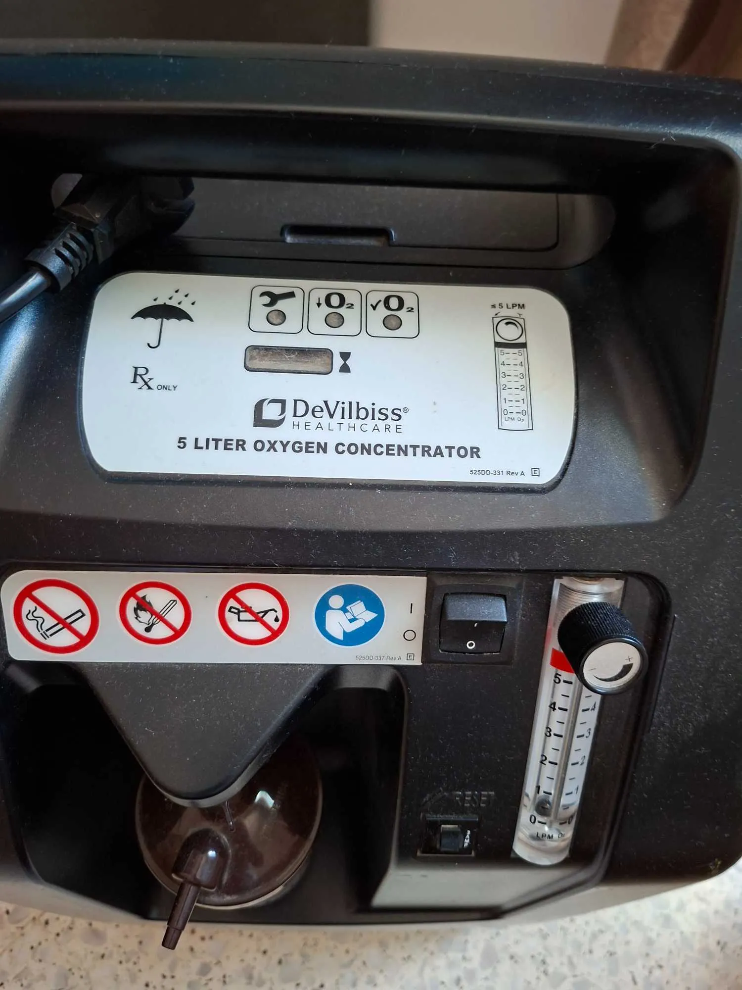 Concentrateur d'oxygène fixe DeVilbiss 525KS (5L/min) - Marque de référence