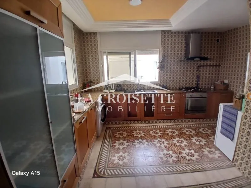 Duplex s3 meublé avec terrasse à Sidi Bou Said ZDL0694