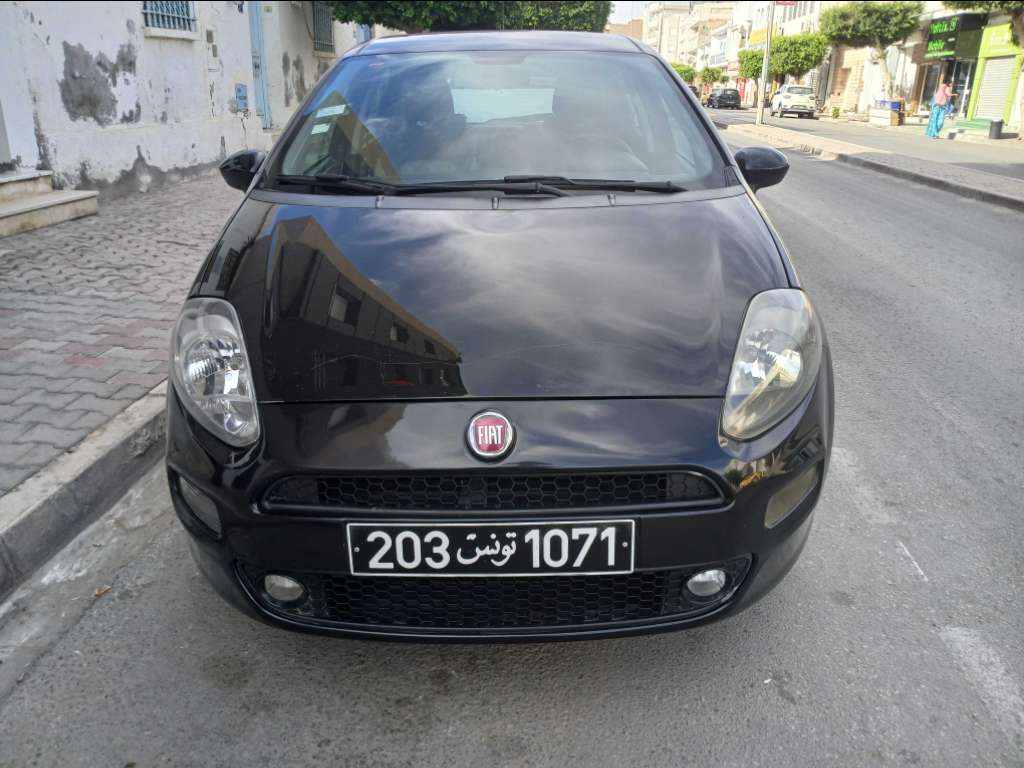 FIAT GRANDE PUNTO ESSENCE Tel 24 313 594
