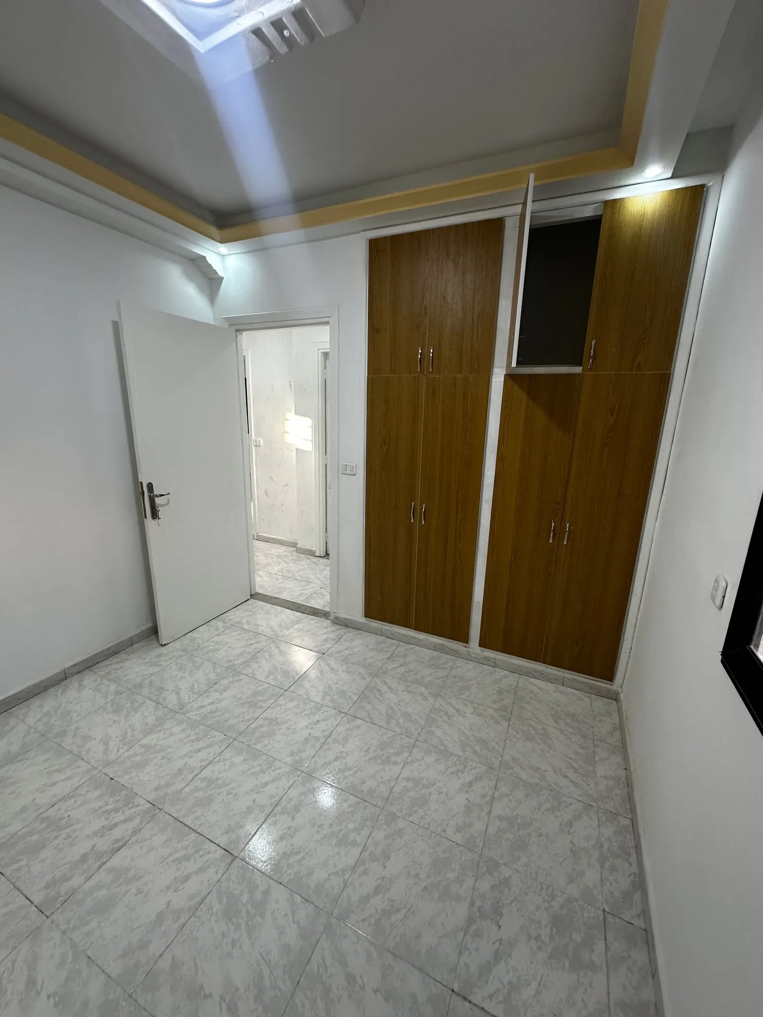 maison avec garage à sidi messbeh