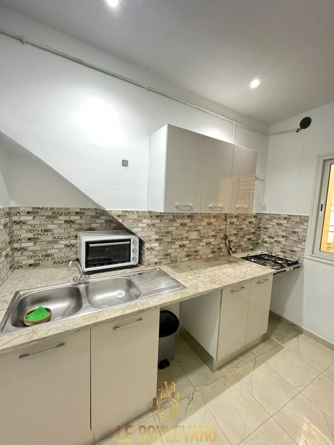 A Louer Rez-de-chaussée S+2 Haut Standing Situé à El Mahfar, Nabeul 