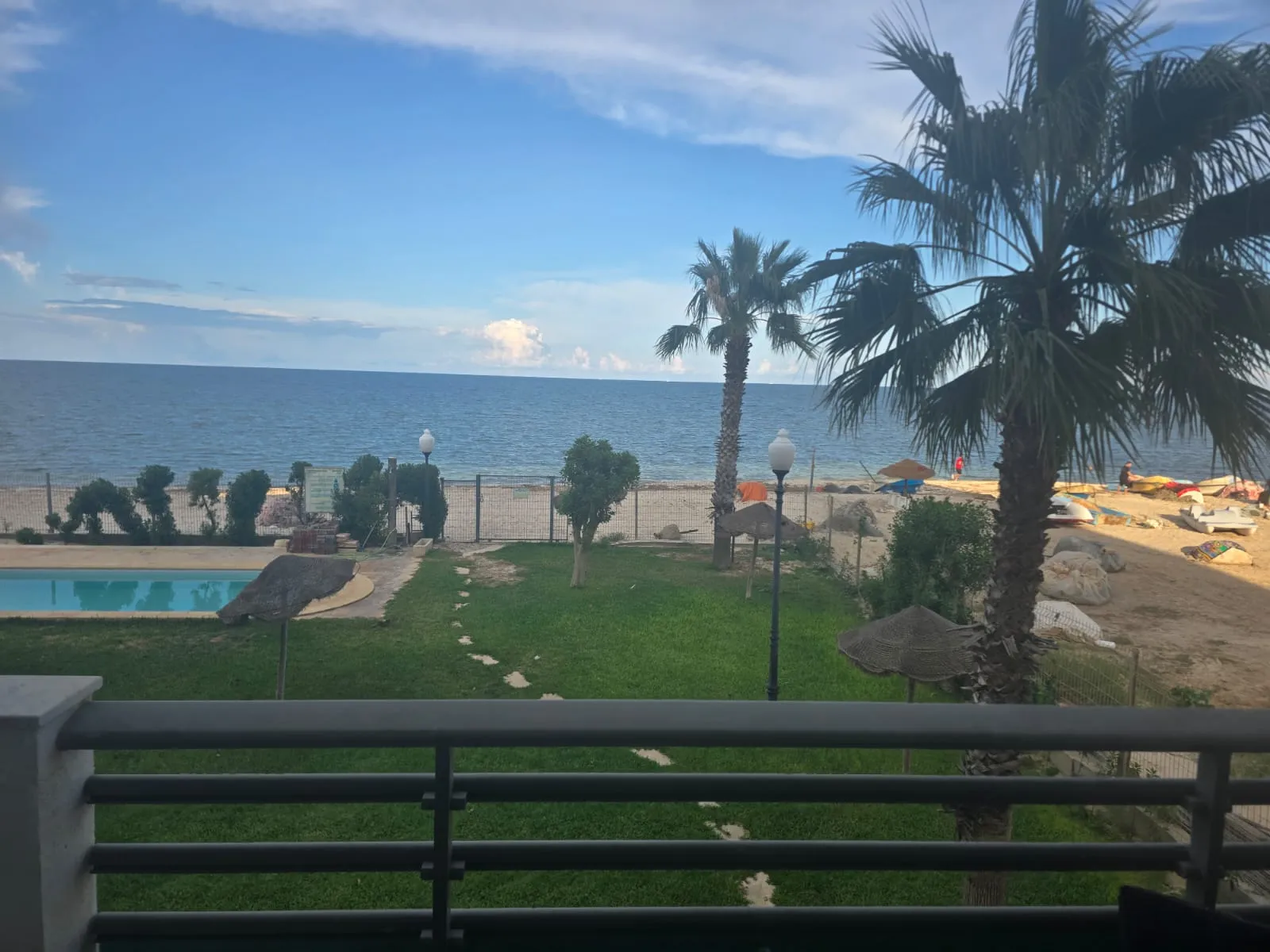 A vendre appartement luxes pied dans l’eau à chatt mariem