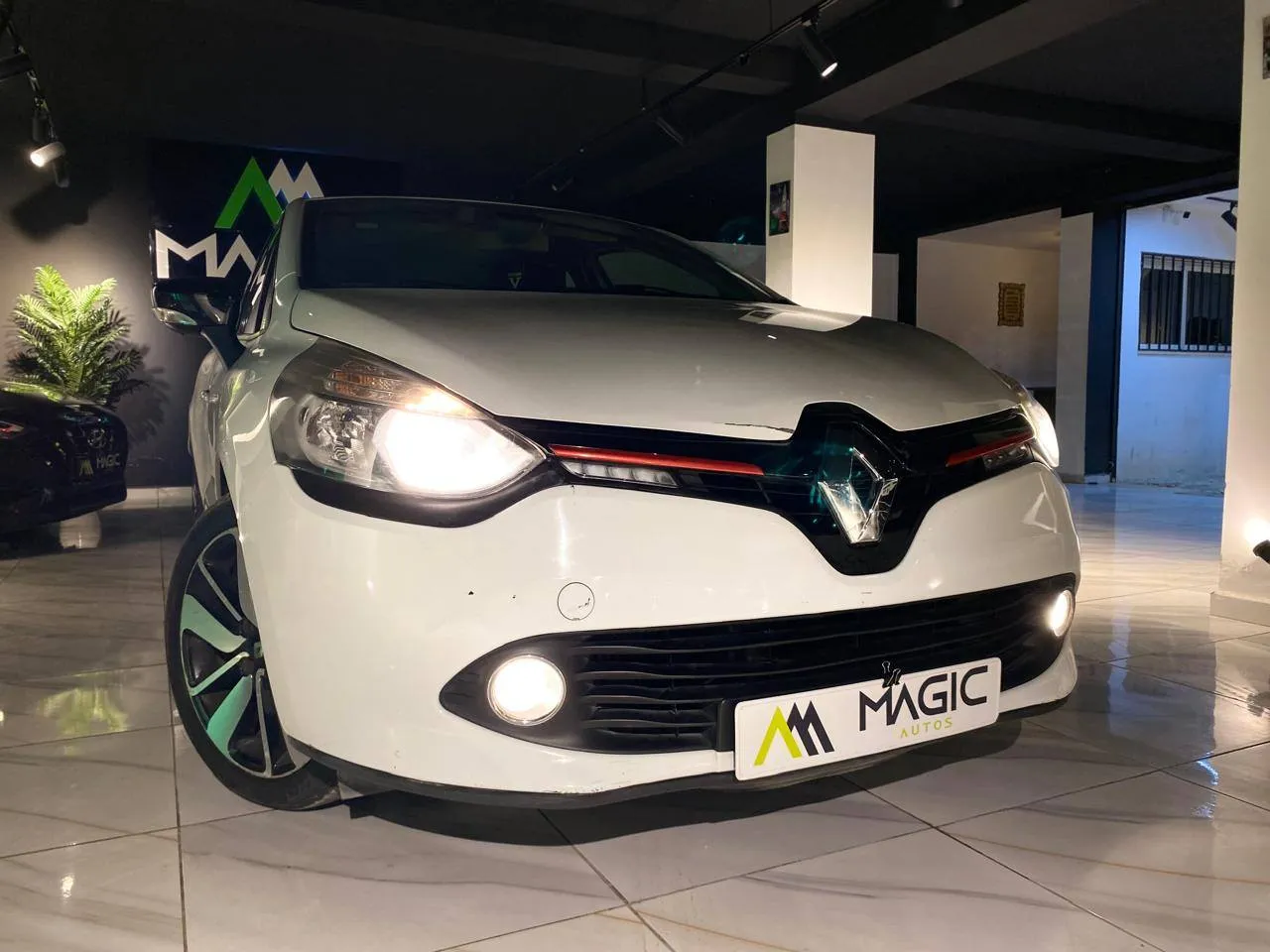 RENAULT CLIO4