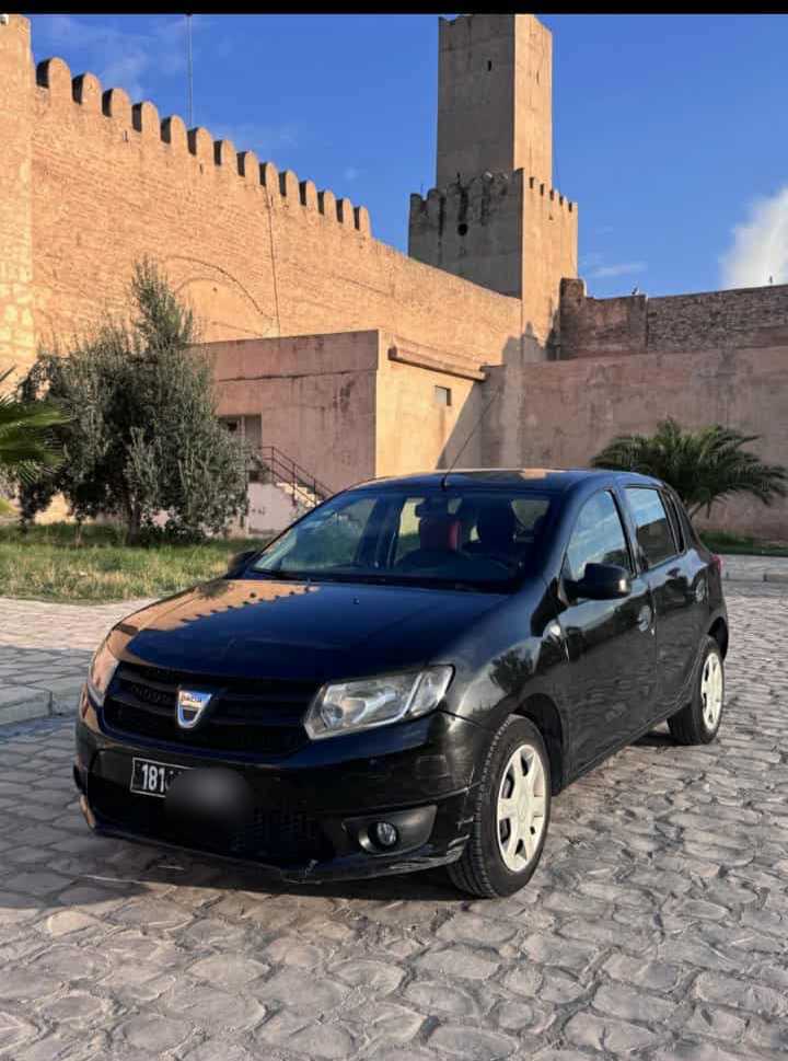 Dacia sandero 2015 en très bonne état