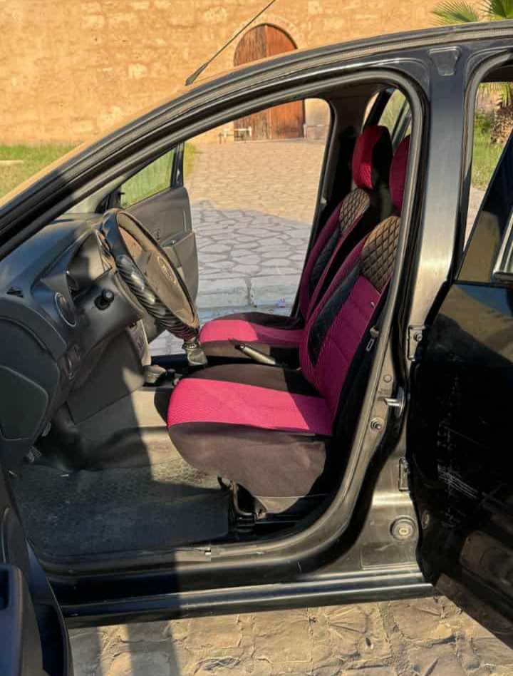 Dacia sandero 2015 en très bonne état