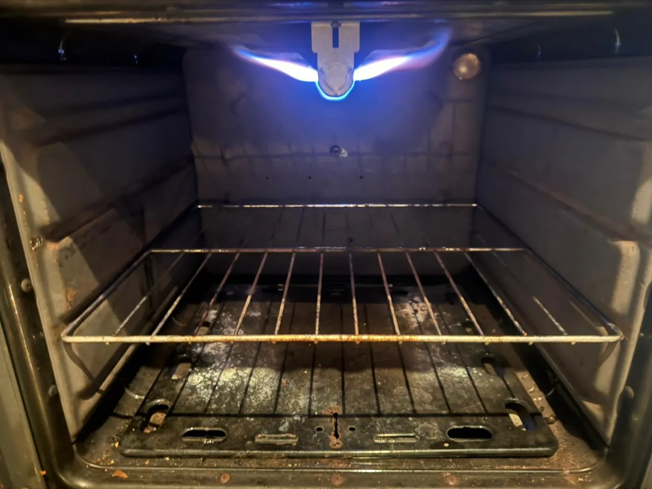 Cuisinière à Gaz ARTHUR MARTIN 60cm 4 Feux - Blanc