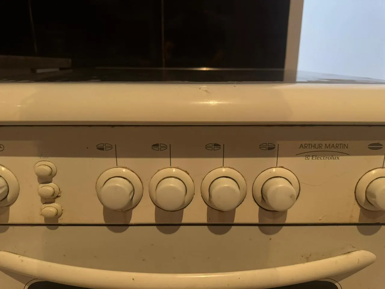 Cuisinière à Gaz ARTHUR MARTIN 60cm 4 Feux - Blanc