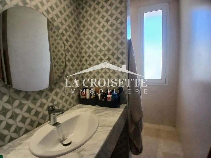 Appartement s2 meublé avec terrasse à La Marsa MAL2190