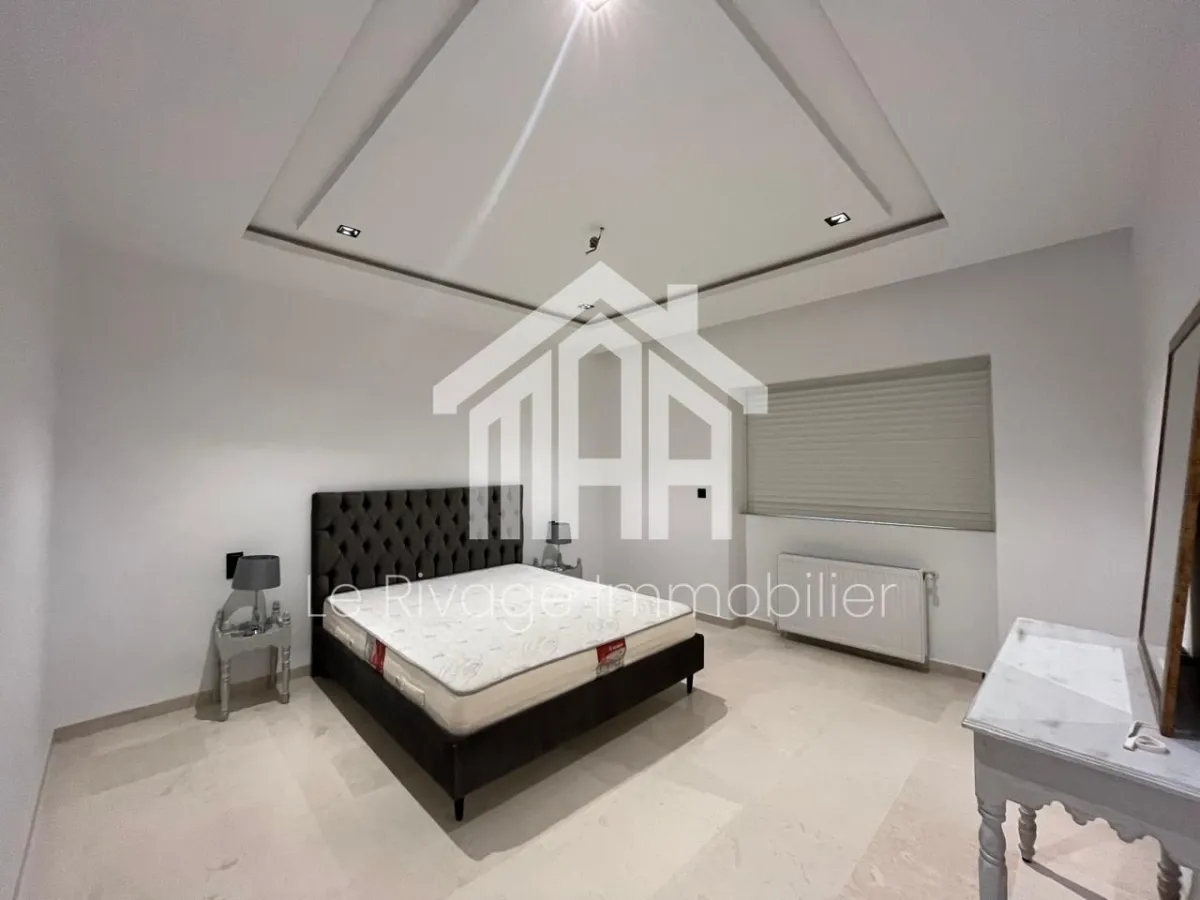 un duplex S4 avec piscine