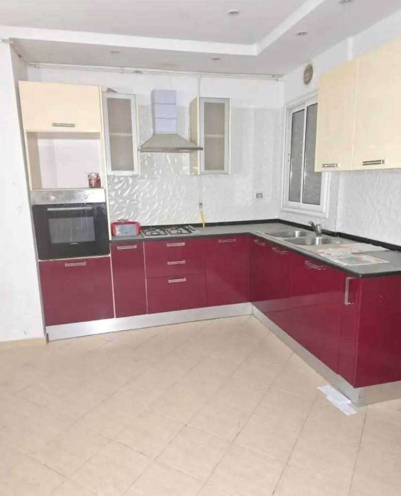 Belle appartement s3 à sousse cité farhat hached