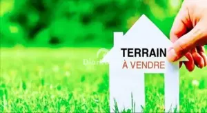 terrain a la marsa secteur l'école bou ebdelli