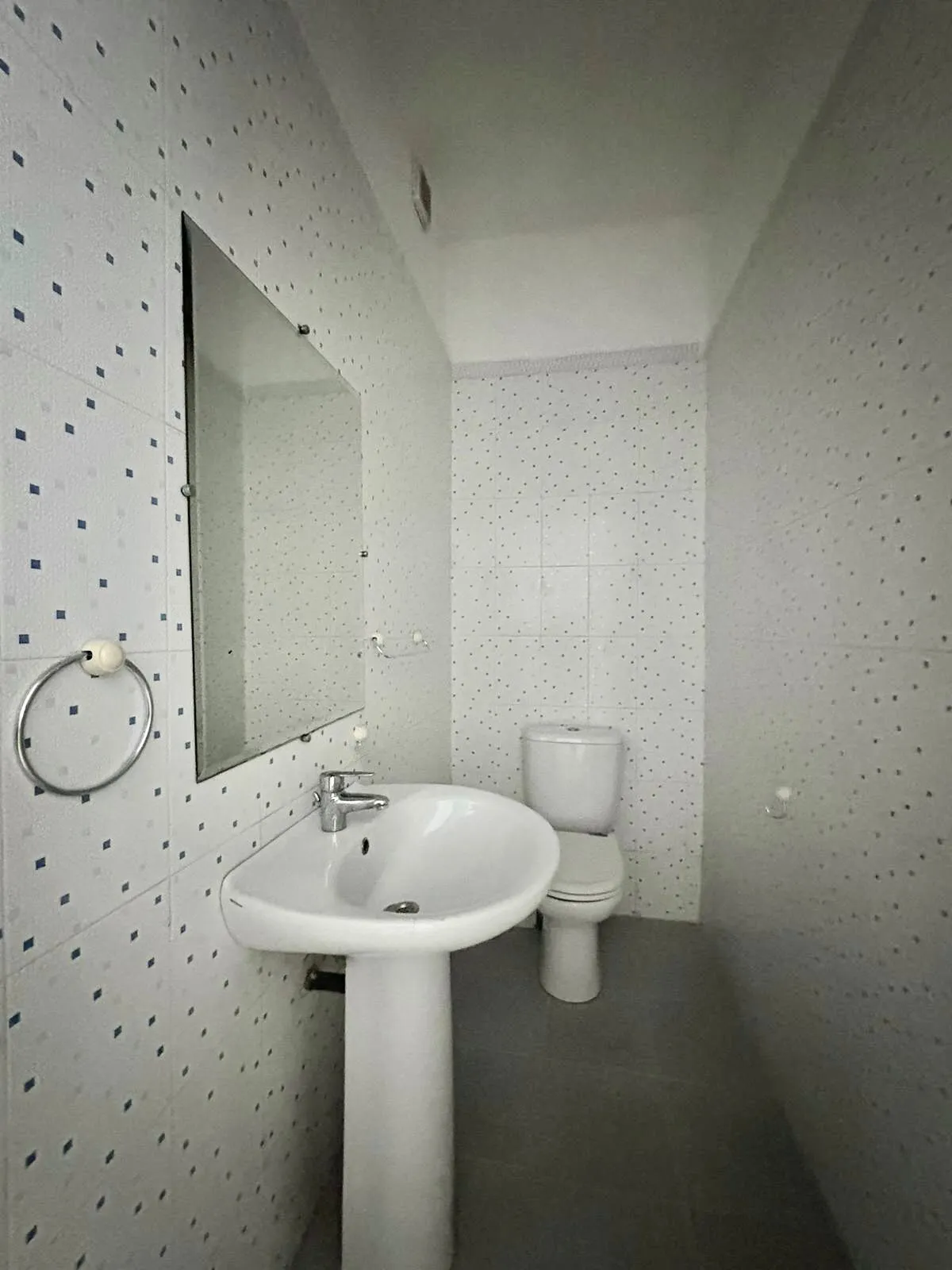 A Vendre Appartement S+3 SPACIEUX à Jardin d'el Menzah 2