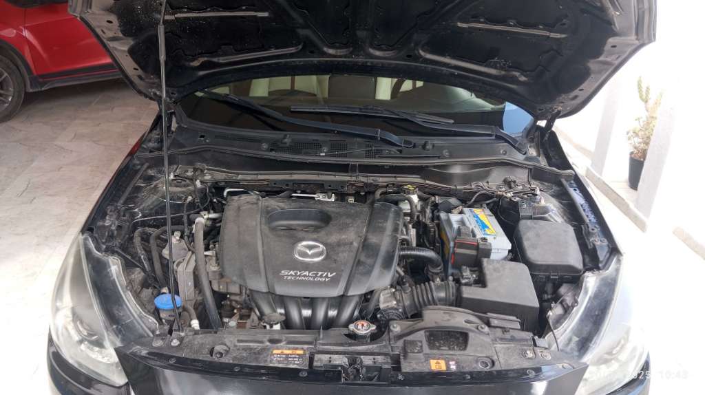 Mazda2 