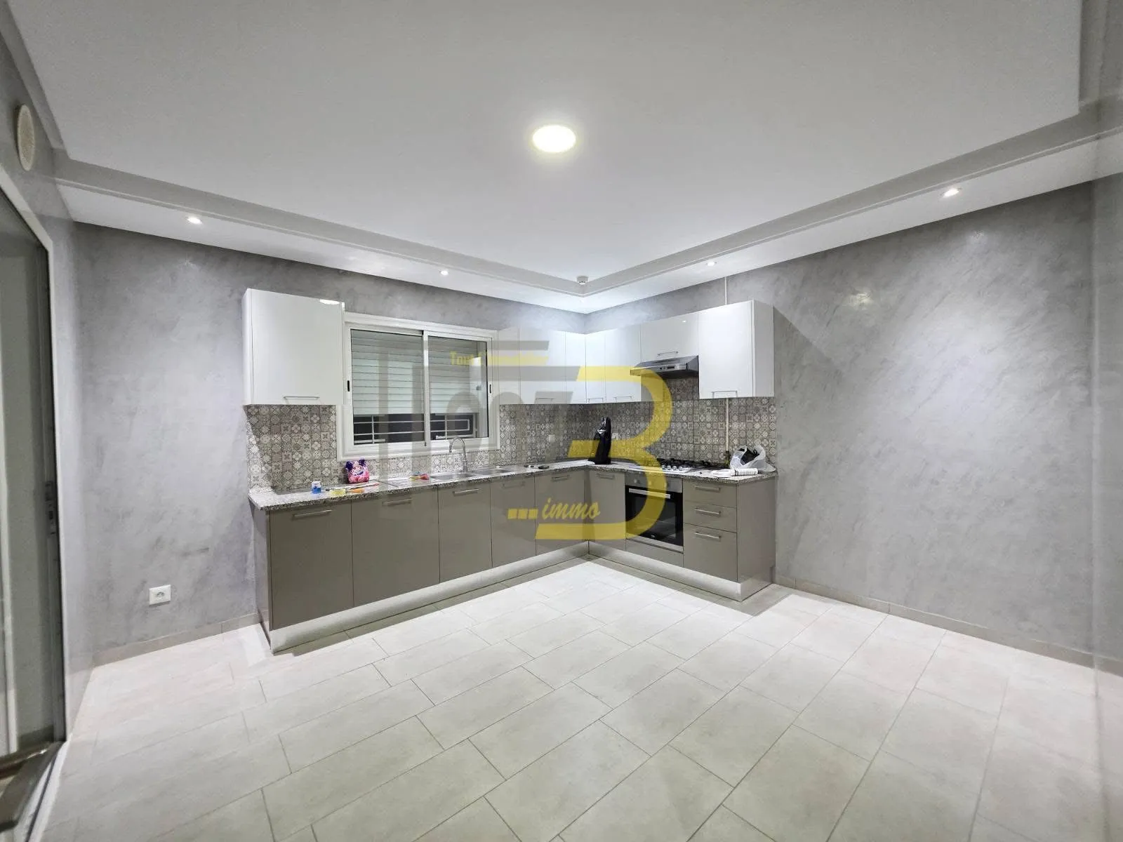 𝐀̀ Louer  En Exclusivité : S+2 Haut Standing  Cité Ennasr