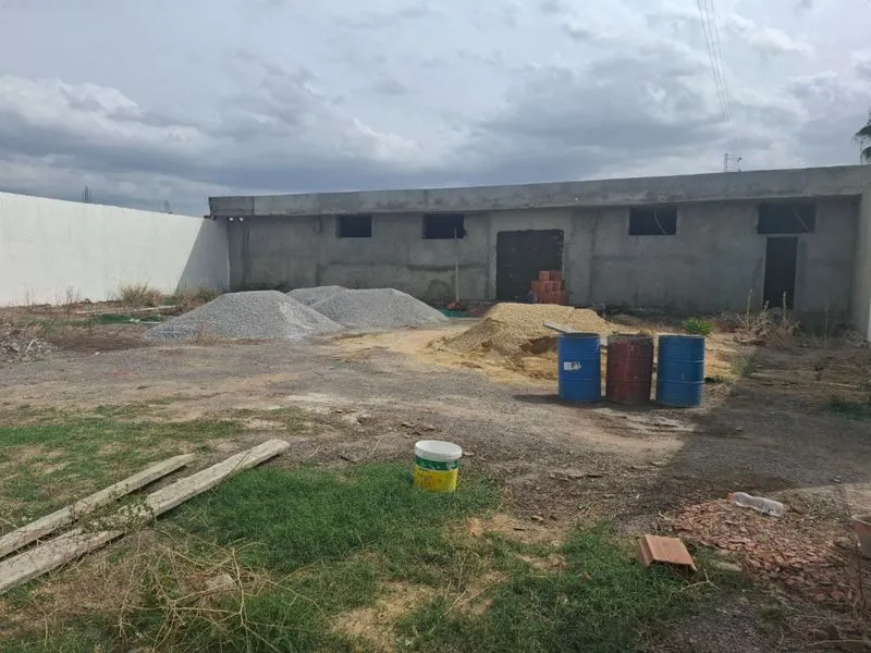 À LOUER : Grand garage/dépôt à Khlidia, Barouda Ke - photo 1